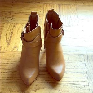 cathy jean size 7 booties